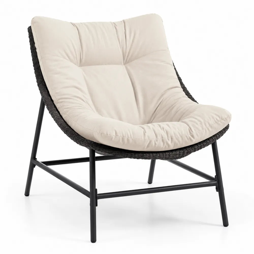 Chaise de détente en métal et rotin synthétique beige